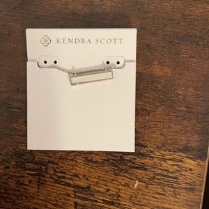 Kendra Scott chain necklace